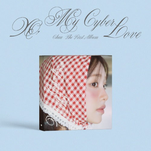 CHUU 1st Album [XO, My Cyberlove] (Love Ver.)
