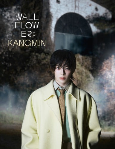 Esquire Photobook [WALLFLOWER KANGMIN]